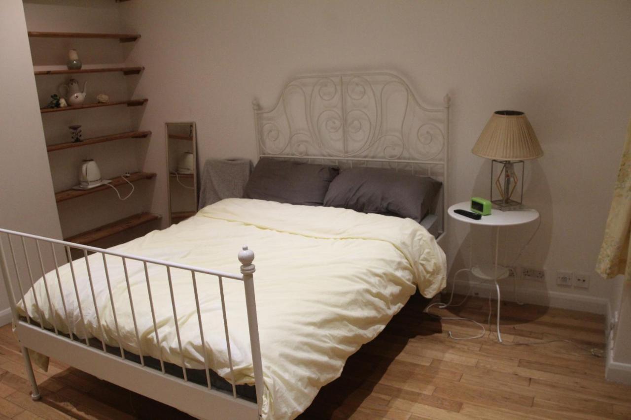 Beautiful Double Bedroom Edgware Exteriér fotografie