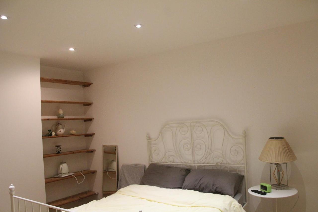 Beautiful Double Bedroom Edgware Exteriér fotografie